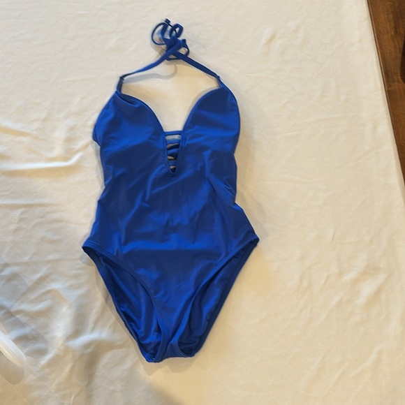 La Blanca Strappy Plunge One-Piece Tummy-Control Swimsuit size 4 EUC‎ - Picture 3 of 5